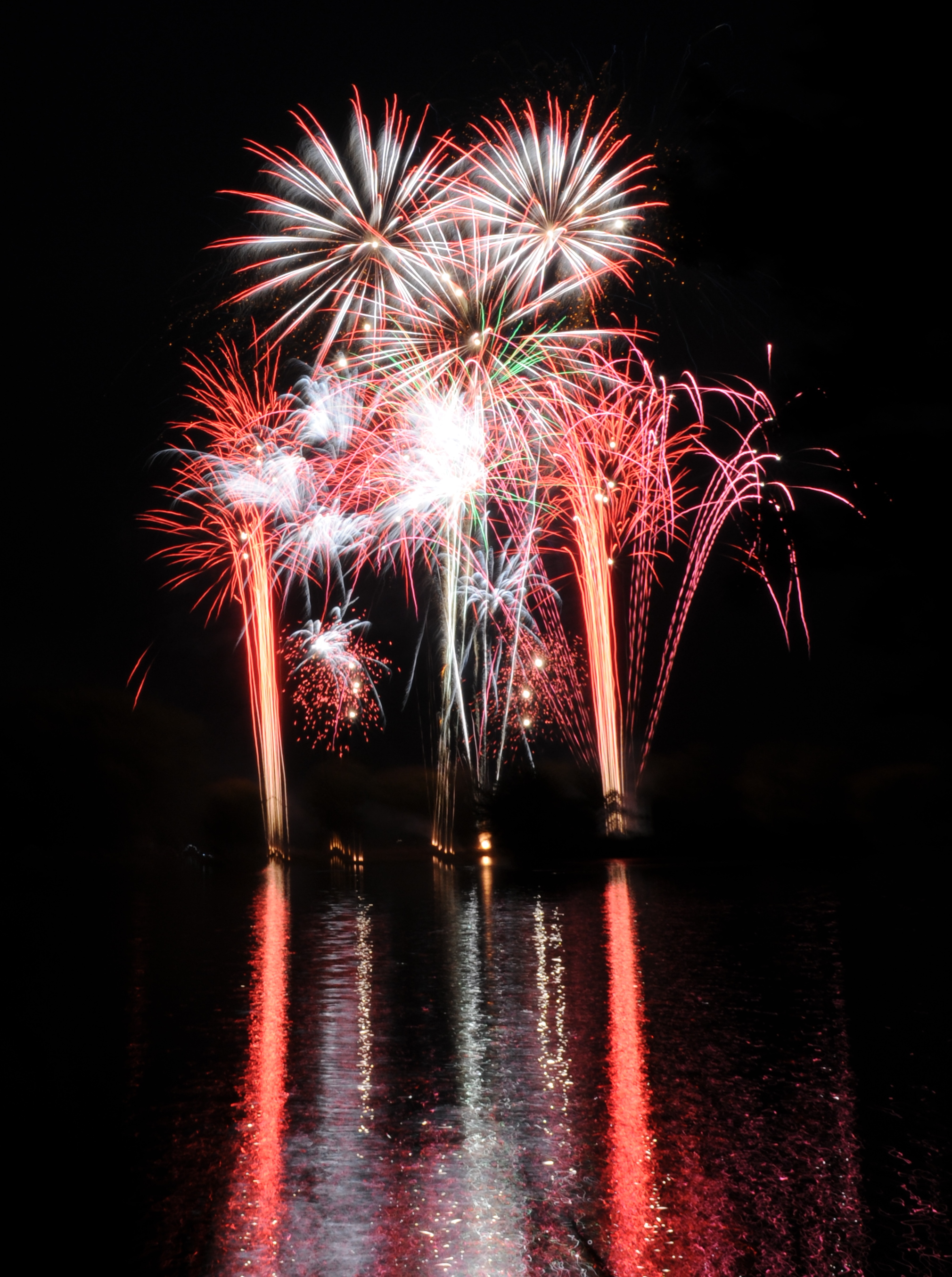 [Feu d'artifice]