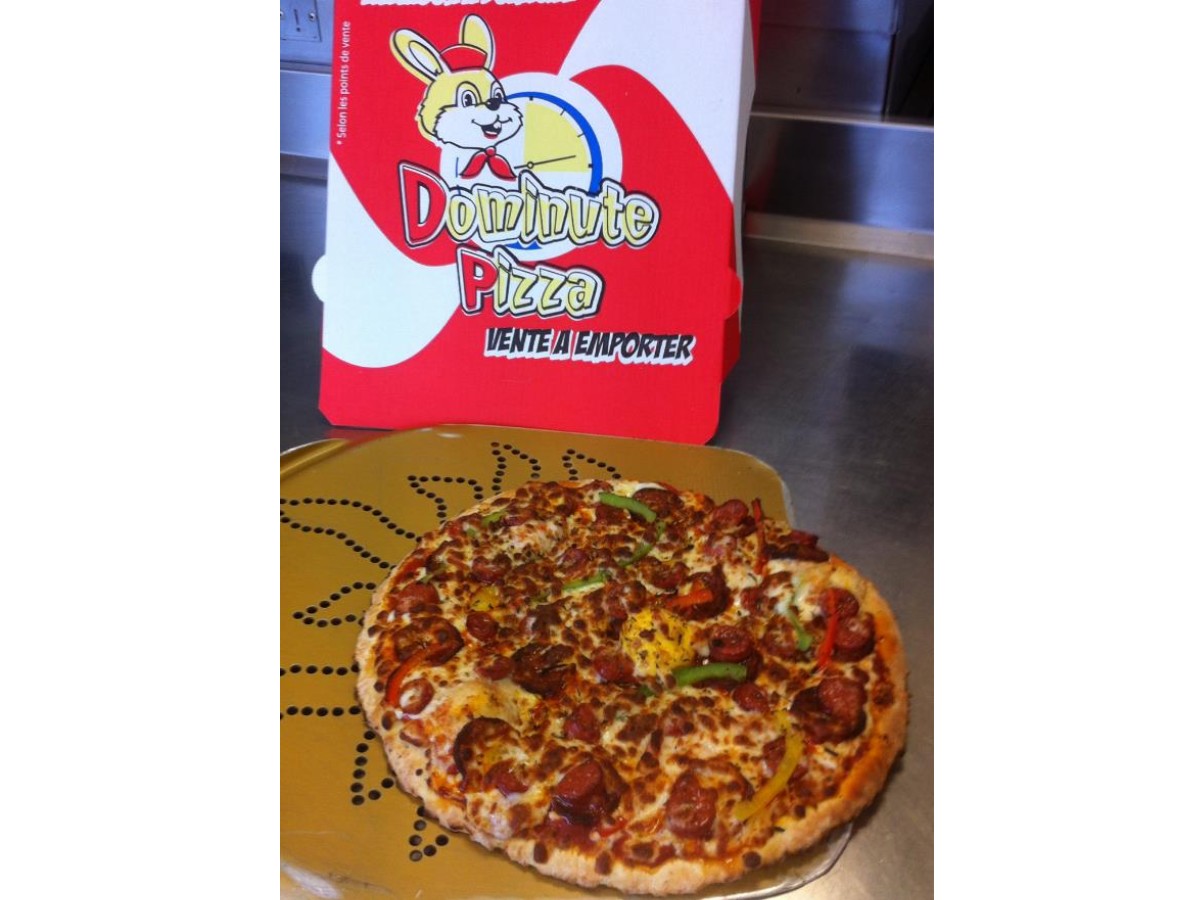 Dominute Pizza, Falaise