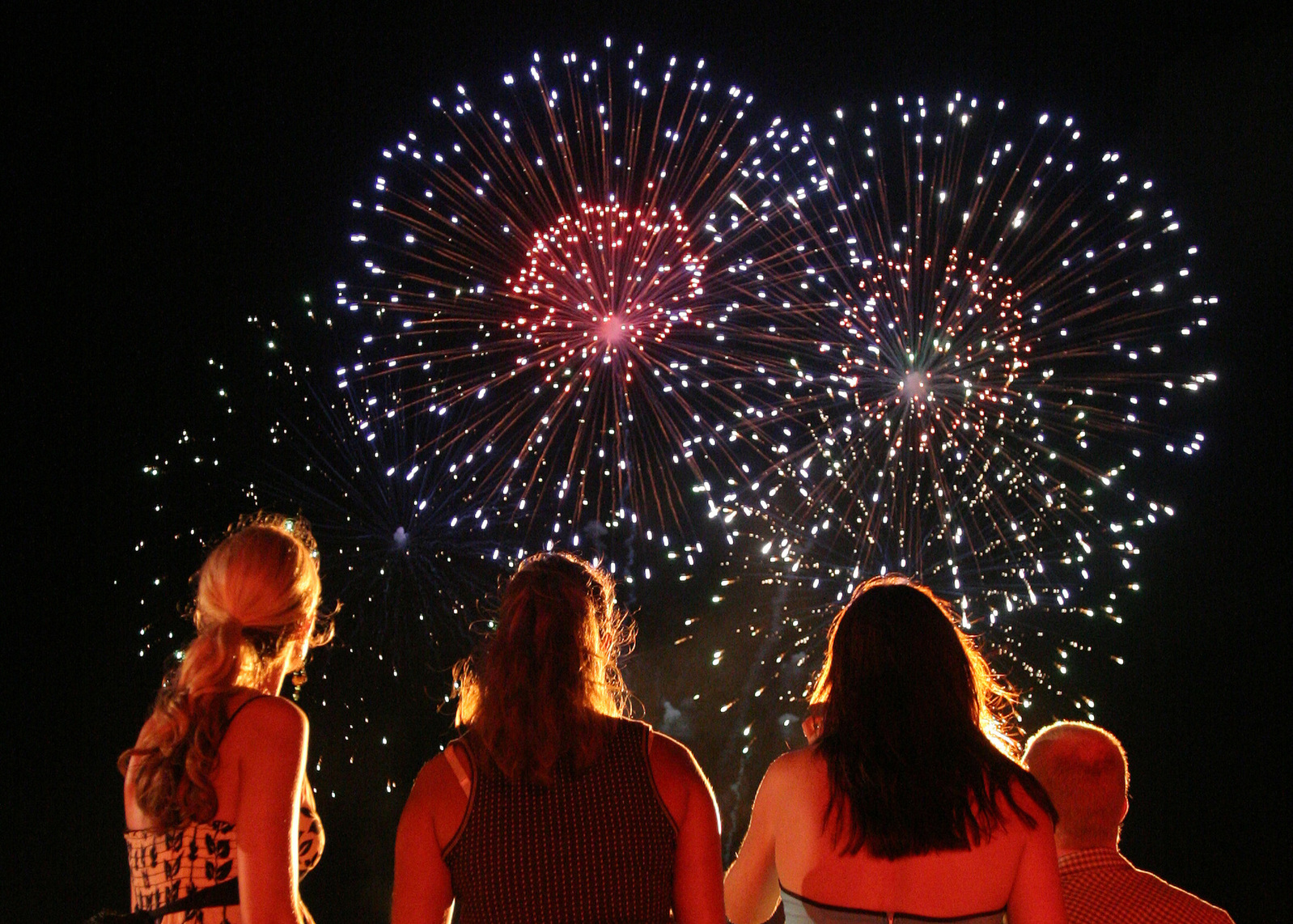 Repas, Retraite aux flambeaux et feu d'artifice à Cressy