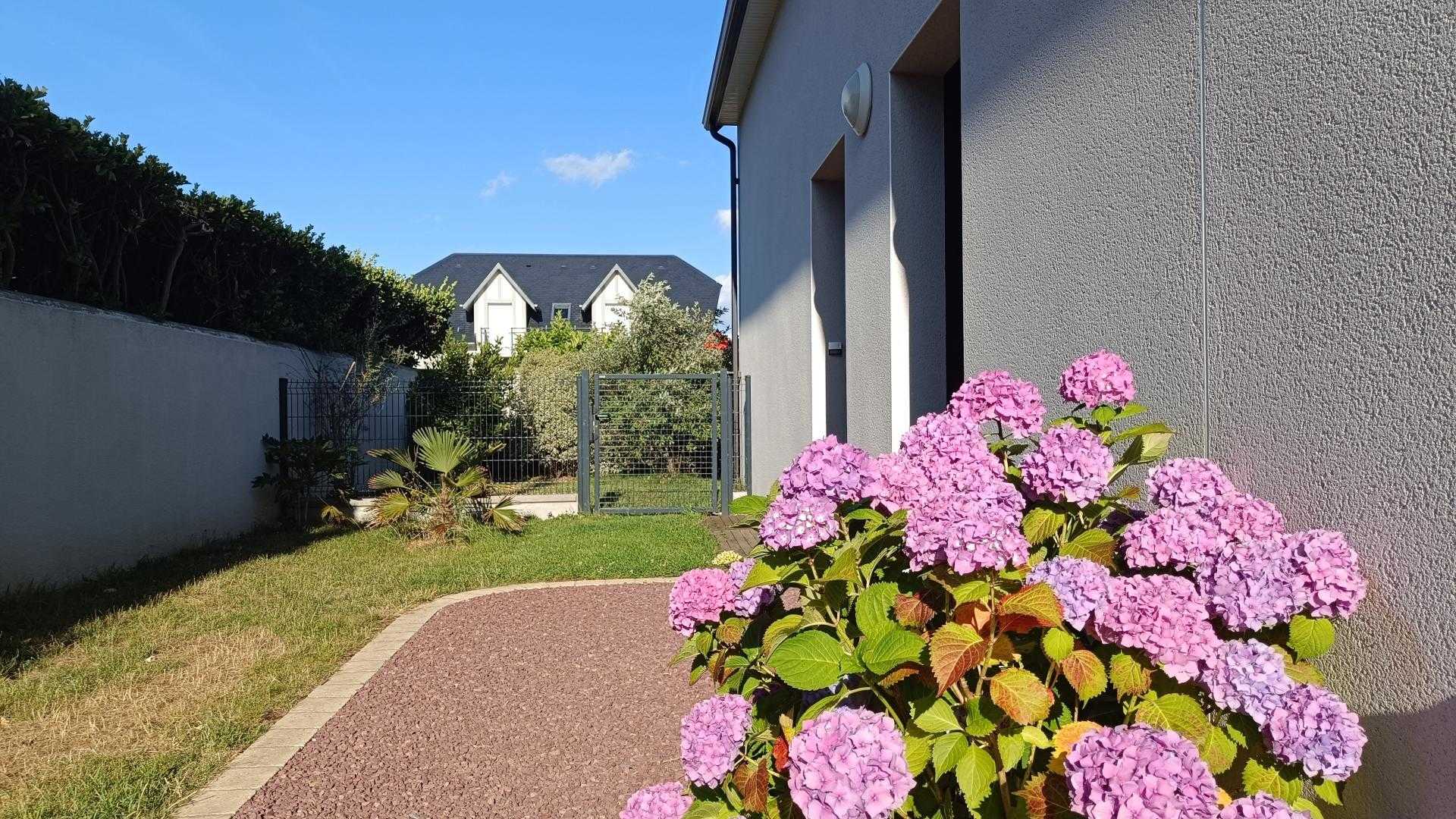 Gîtes de France G1045 : Bord de Mer, Hauteville-sur-Mer - photo 103