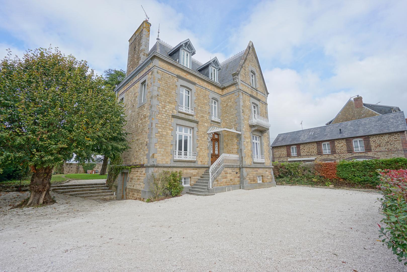 Gîtes de France G1122 : Le Manoir Ducey, Ducey-Les Chéris - photo 3