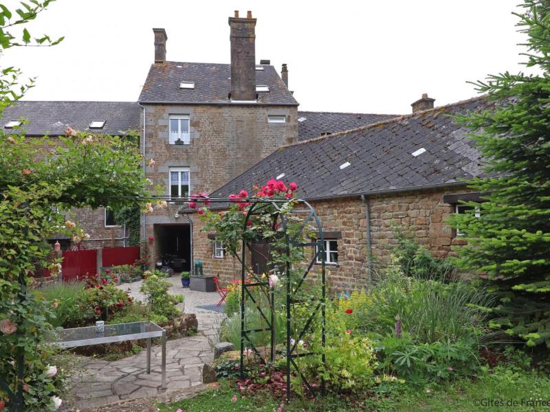 Chambres d'hôtes Le Clos Ulysse -  LA CARNEILLE