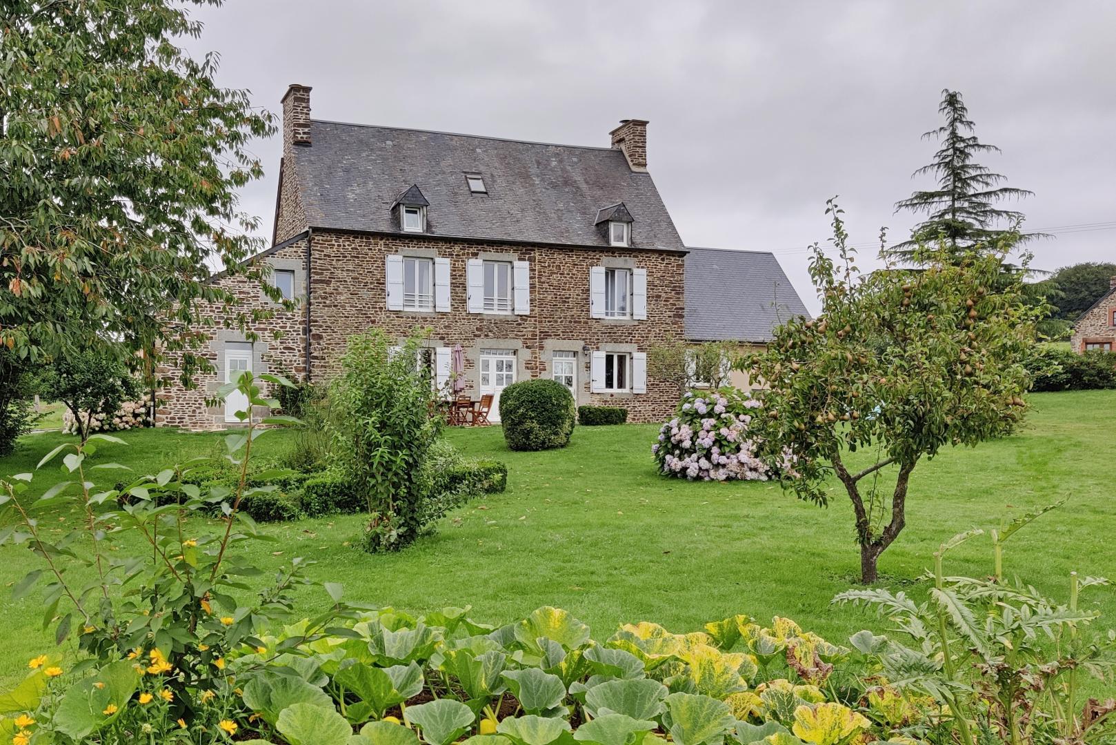 Gîtes de France G425 : Les Hortensias, Le Mesnil-Ozenne - photo 48