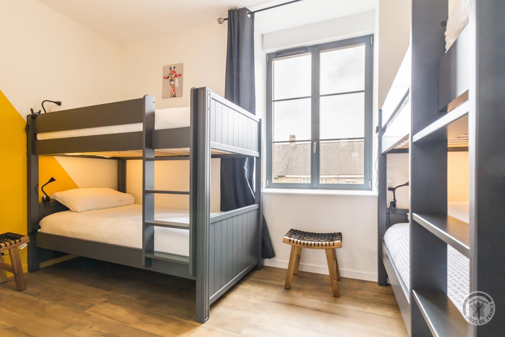 Gîtes de France G44440 : Le Balcon de la Sée, Cuves - photo 10