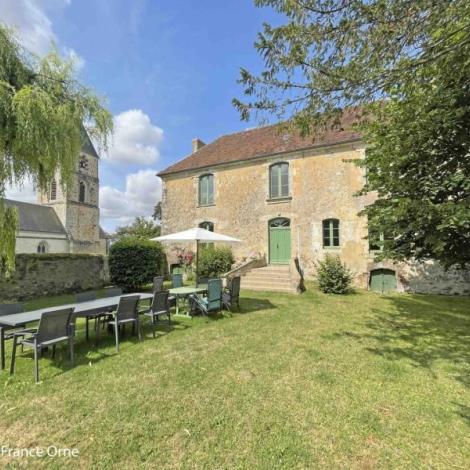© Gites de France Orne Le Presbytère - L'Eperon