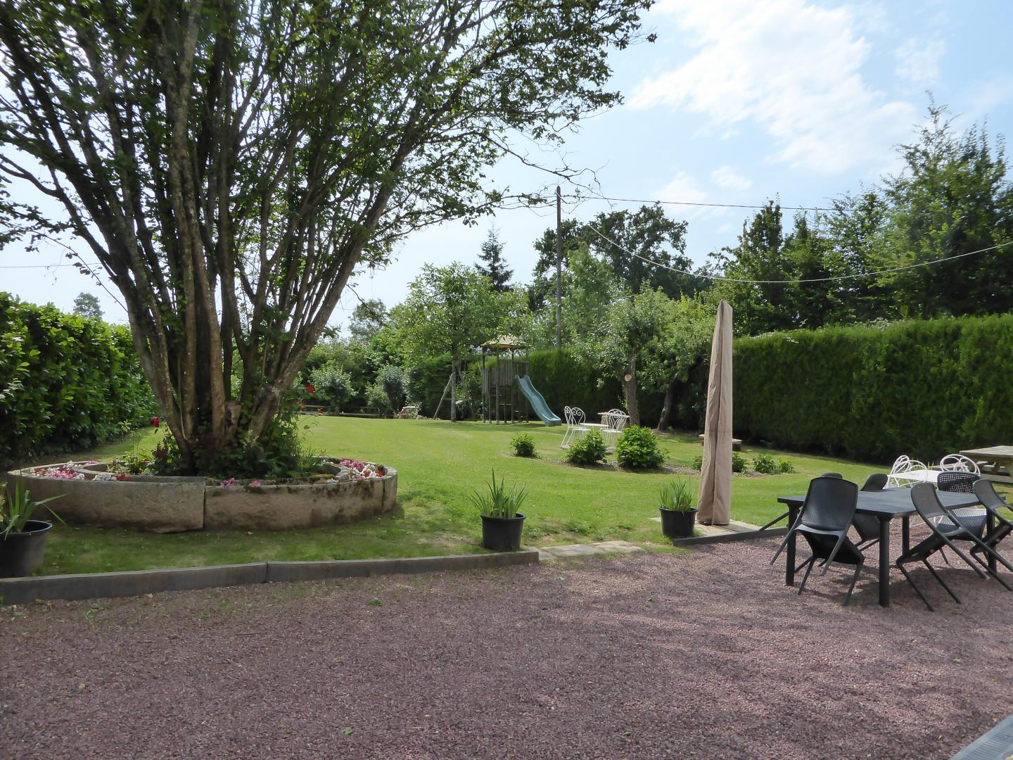 Gîtes de France G518 : Cottage Le Jardin Feret, Saint-Sauveur-Villages - photo 93
