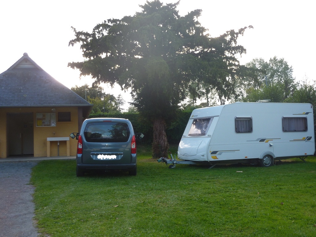 Aire de camping-car > Aire naturelle Le Clos Vert, Saint-Martin-d'Aubigny - photo 3