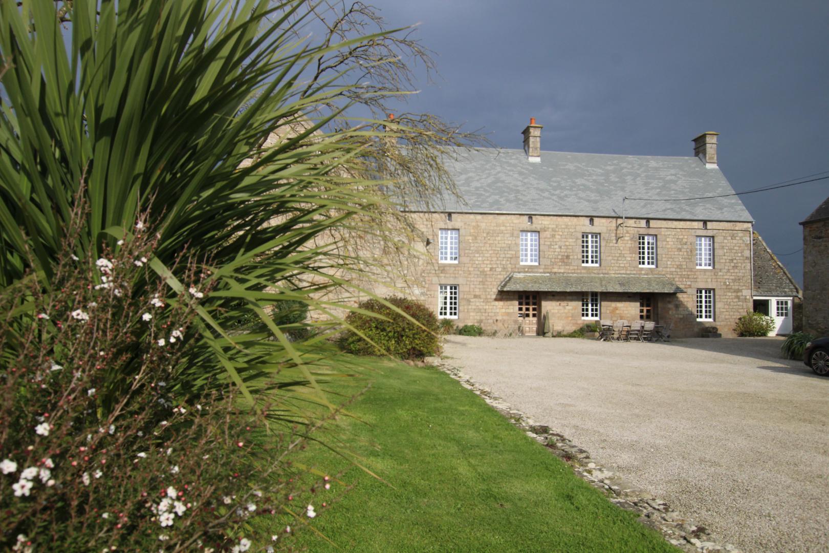 Gîtes de France G832 : La Grande Cour, Valcanville - photo 2