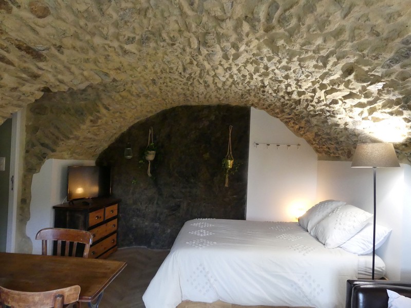 Meublé de tourisme > La cave voutée des 3 piliers