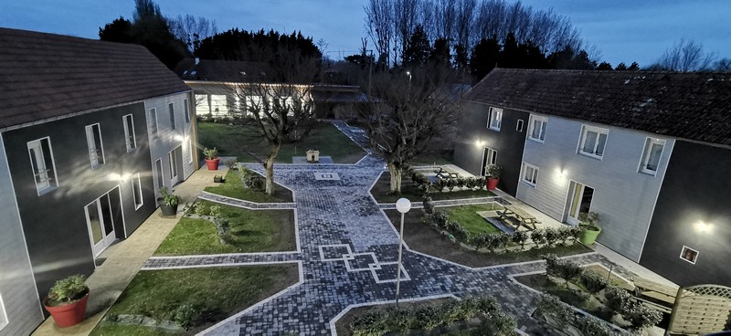 Meublé de tourisme > Le Village du Phare Gîte 15 personnes, Gouville-sur-Mer - photo 3