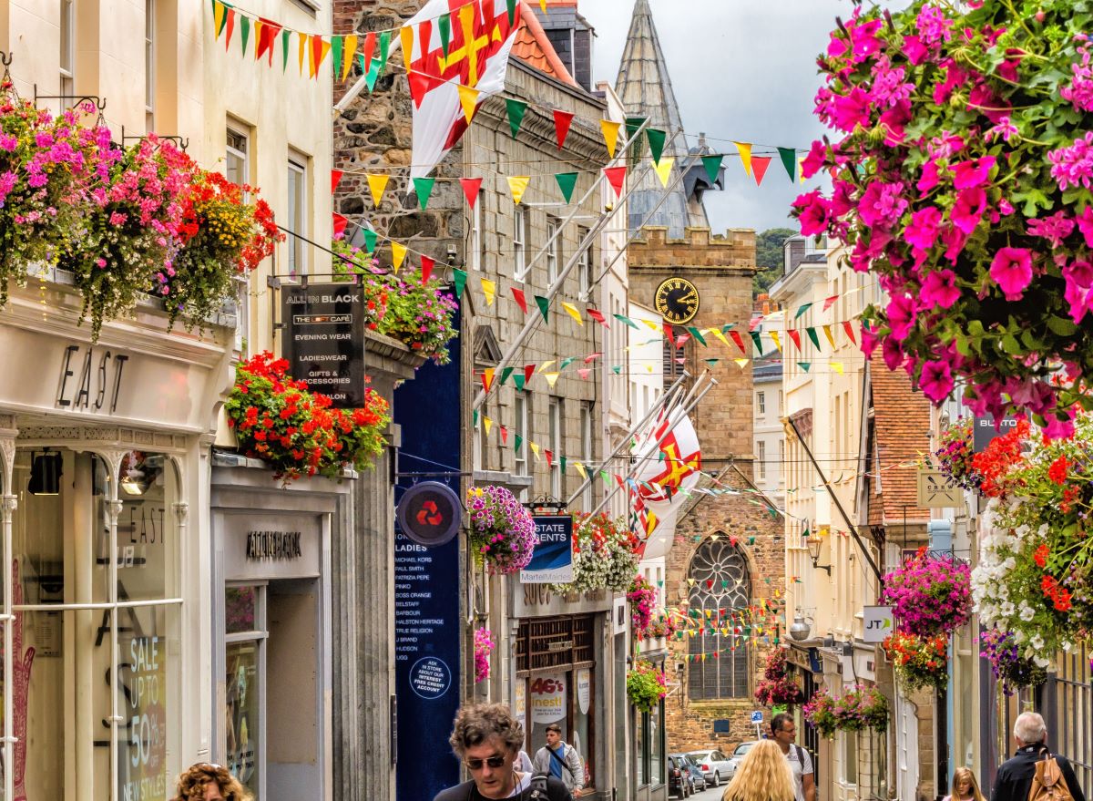 Manche Iles Express > Départ de Carteret