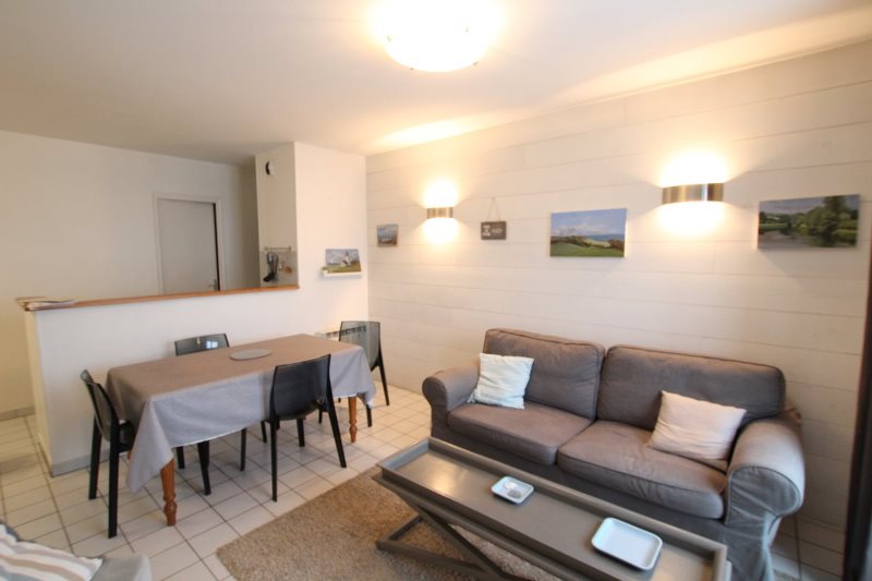 Clévacances H8110 > Appartement vue mer — photo 3