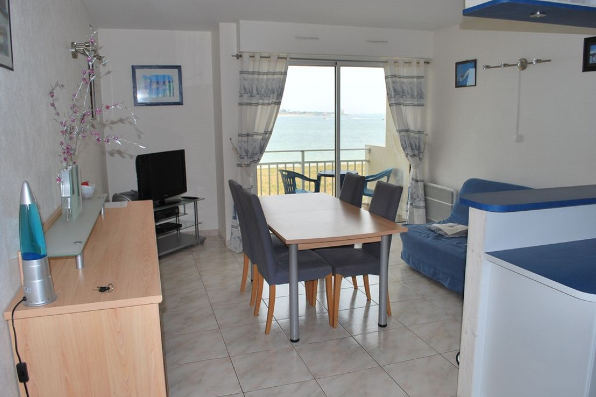 Clévacances H8129 > Pieds dans l'eau face Tatihou