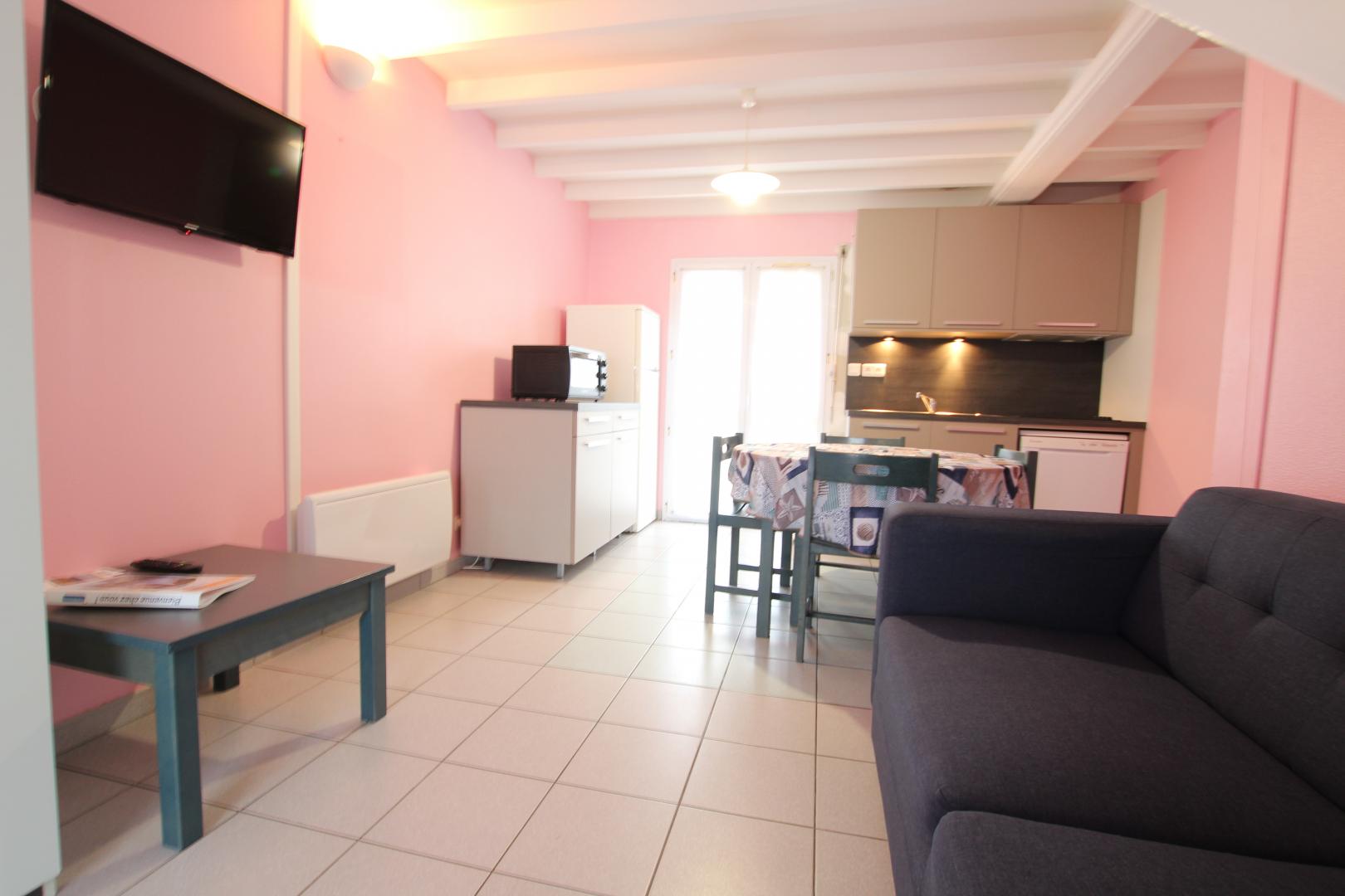 Clévacances H9308 : Gîte n°8 du village Clairefontaine