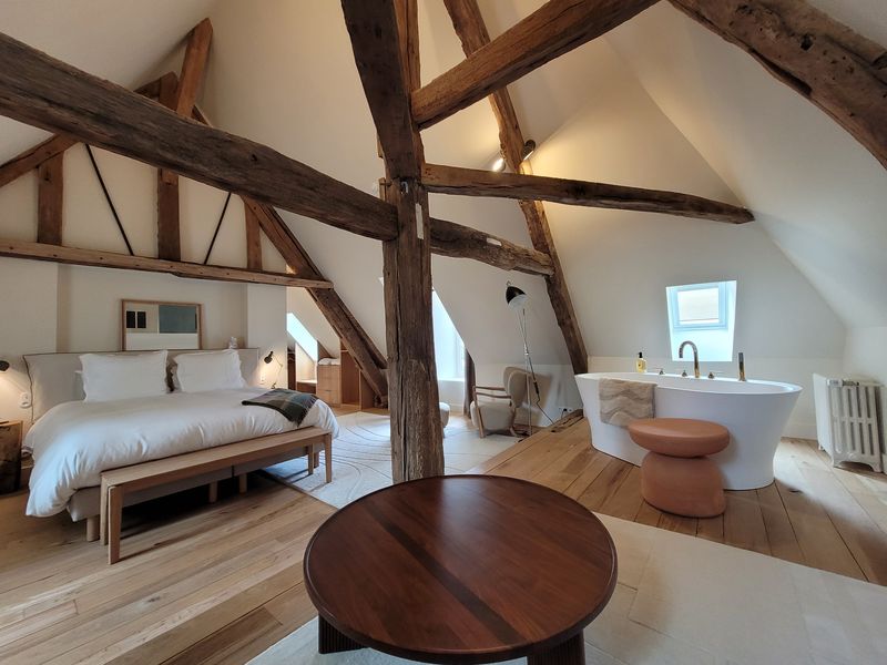 Hôtel Restaurant Les Près, Saint-Hilaire-le-Châtel - photo 3
