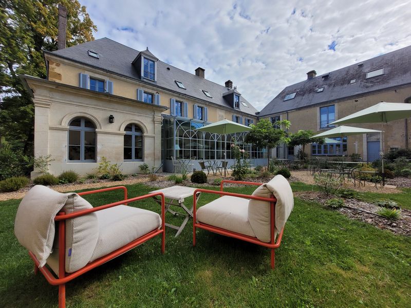 Hotel Restaurant Les Près, Saint-Hilaire-le-Châtel - photo 2