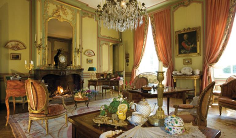 HÔTEL DE BEAUMONT HÔTEL DE BEAUMONT