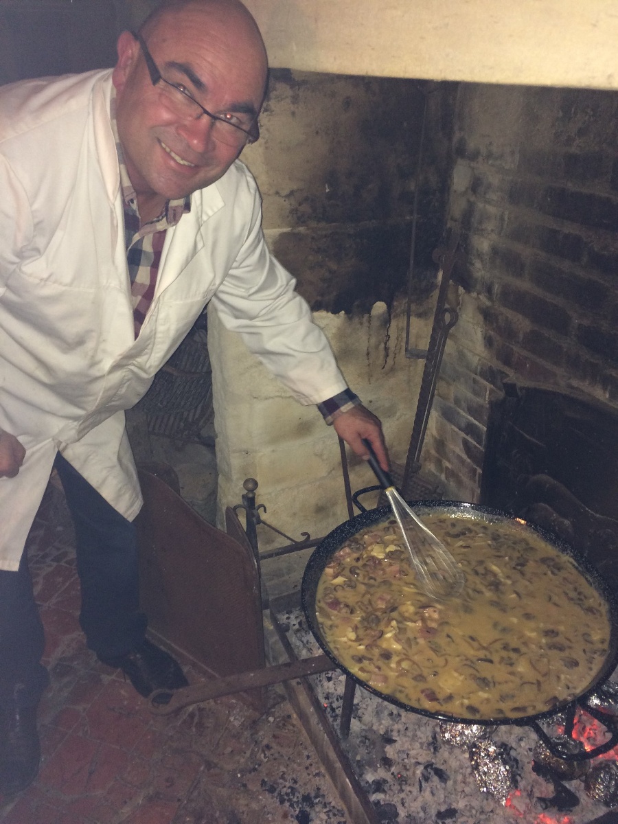 L&#039;omelette du père &quot;O&quot;lard au feu de bois