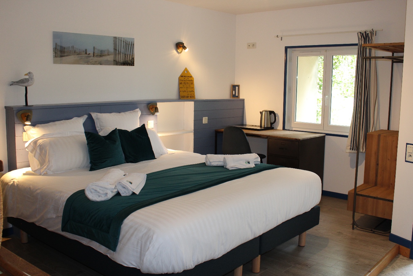 Domaine des Piéris -  Chambre d'hôtes UTAH, Grandcamp-Maisy - photo 2