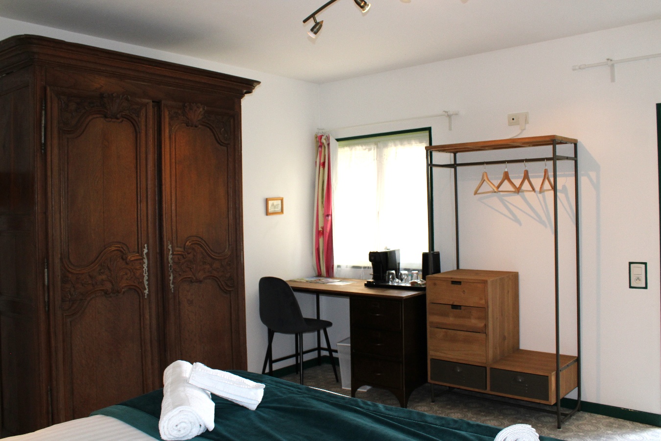 Domaine des Piéris Chambre d'hôtes - GOLD, Grandcamp-Maisy - photo 12