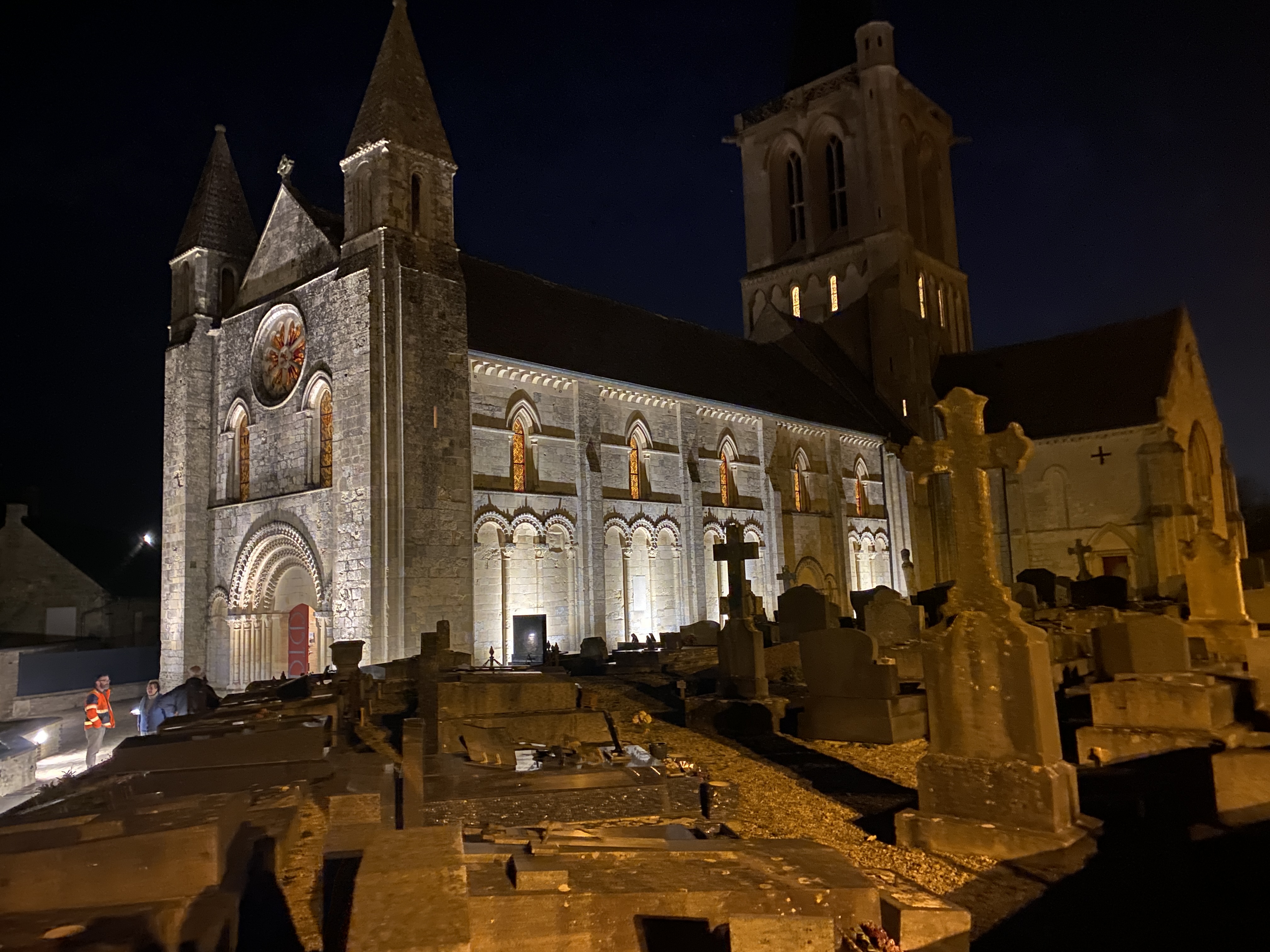 Chorale dans l'église Saint-Ouen de Rots 