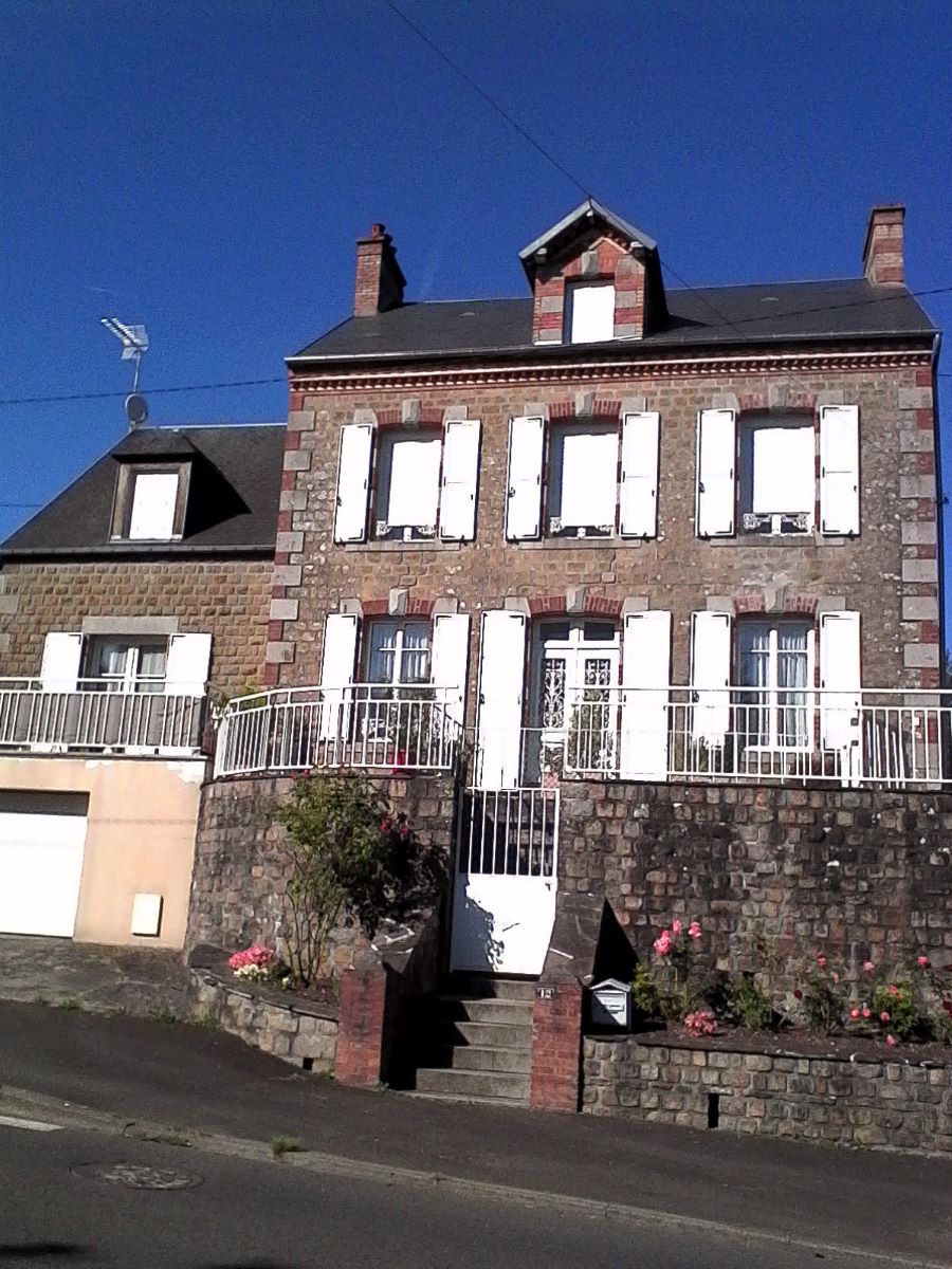 Chambre d'hôtes > La Colline Fleurie, Villedieu-les-Poêles-Rouffigny - photo 2