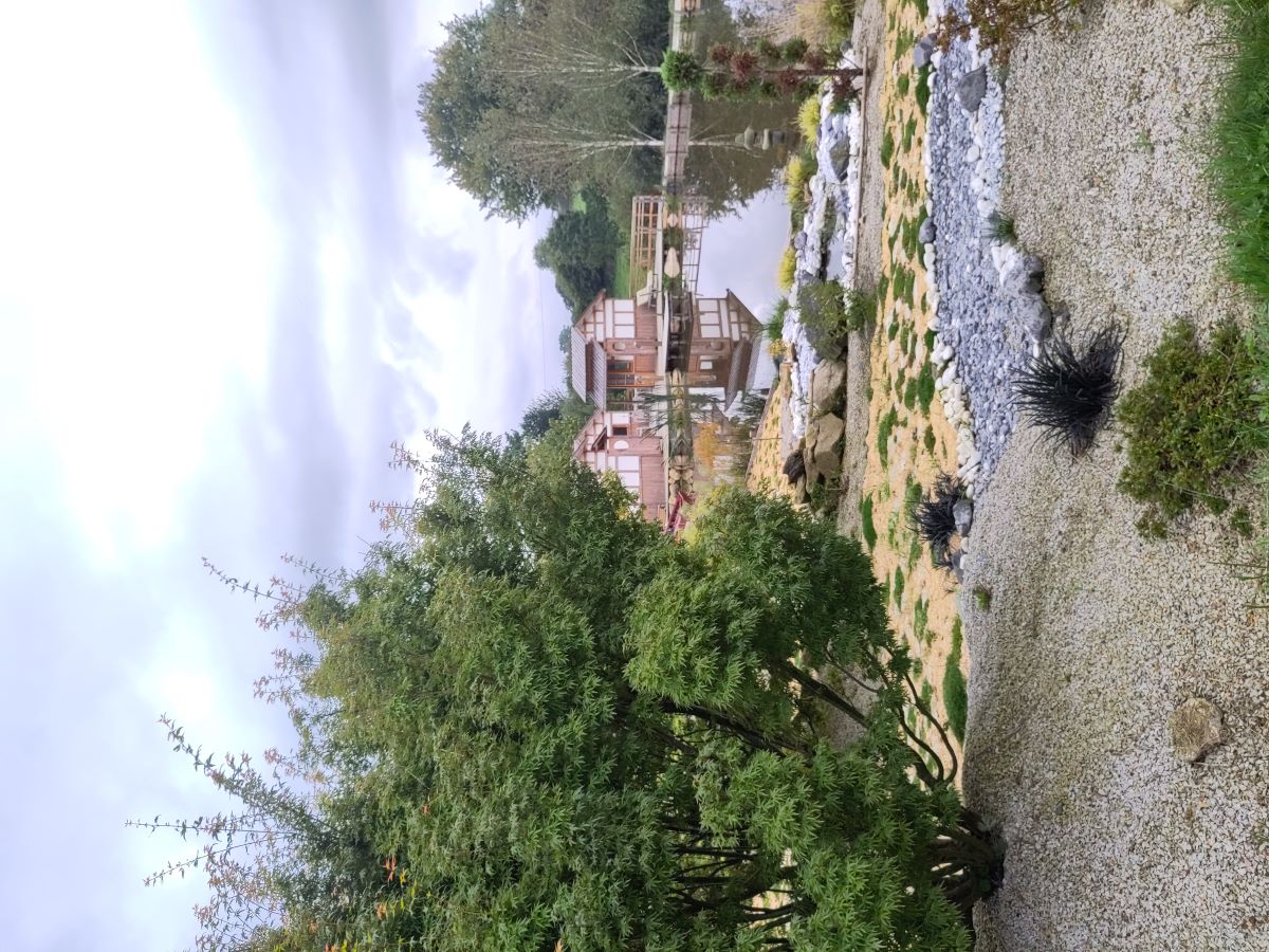 Hébergement insolite > Cabanes japonaises, La Chapelle-Cécelin