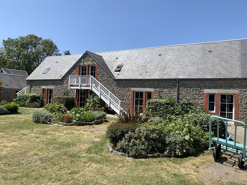 Meublé de tourisme > Gîtes de la Ferme de Chausey — photo 2