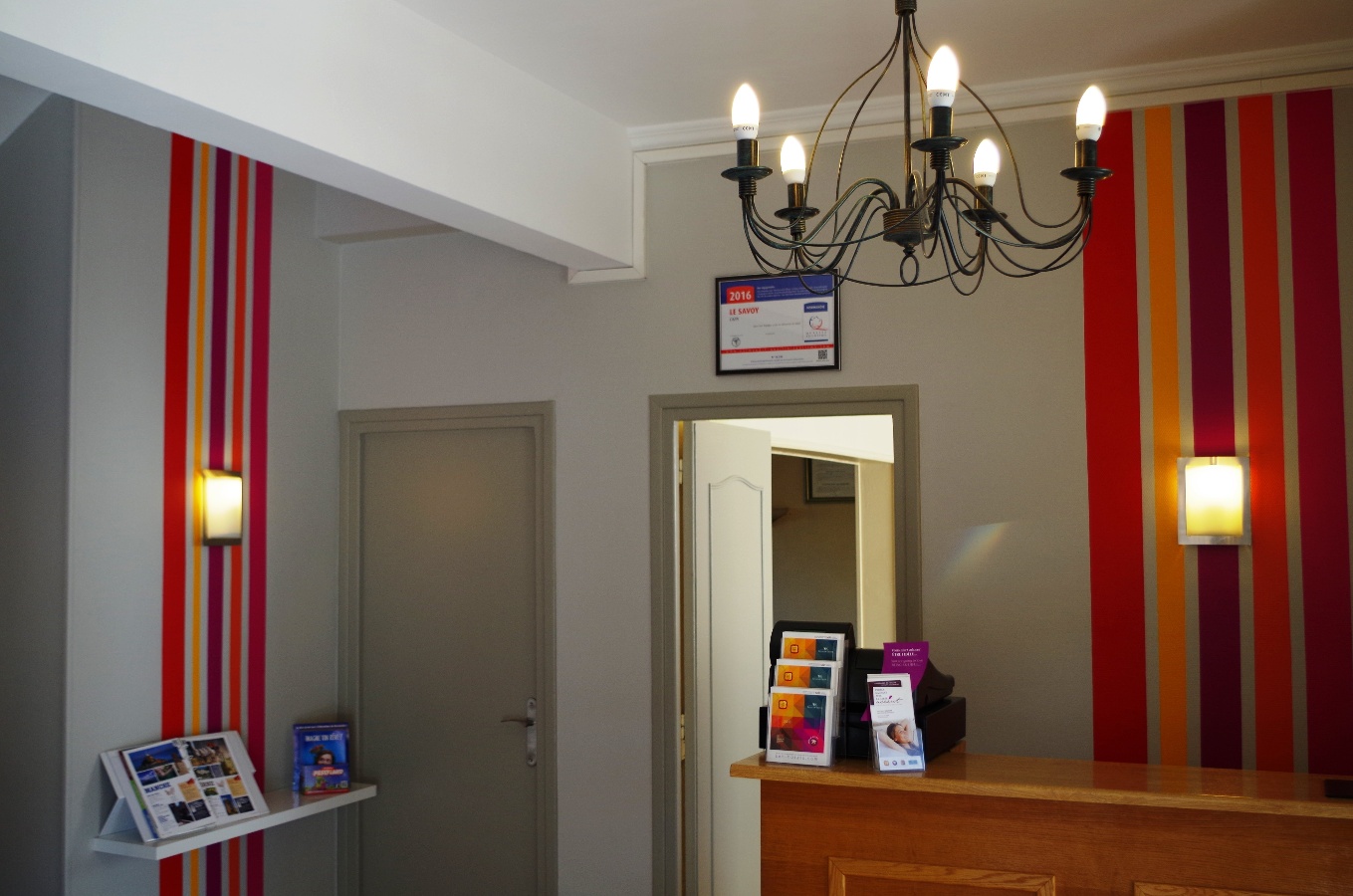 Hôtel The Originals Le Savoy