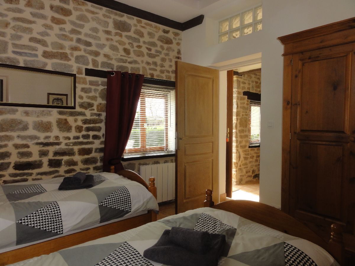 Meublé de tourisme > Le Bungalow, Isigny-le-Buat - photo 11