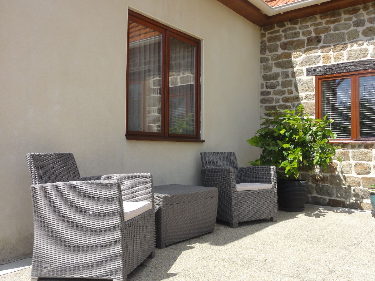 Meublé de tourisme > Le Bungalow, Isigny-le-Buat - photo 4