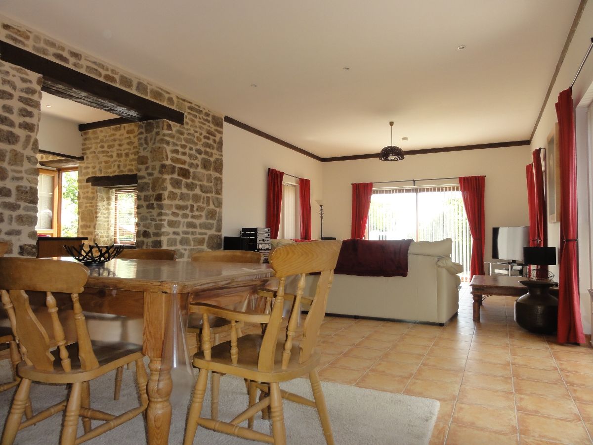 Meublé de tourisme > Le Bungalow, Isigny-le-Buat - photo 9