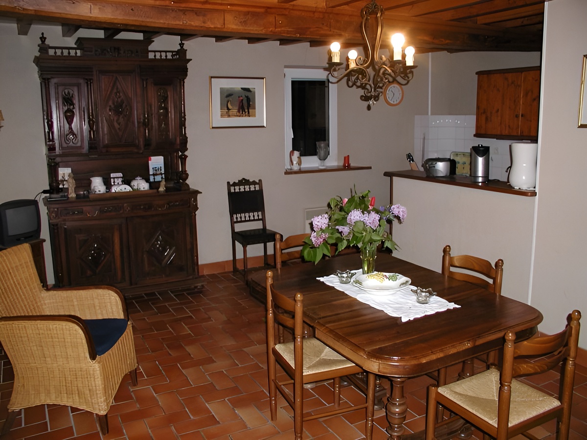 Chez La Fontaine Gîte La Boulangerie, Géfosse-Fontenay - photo 4