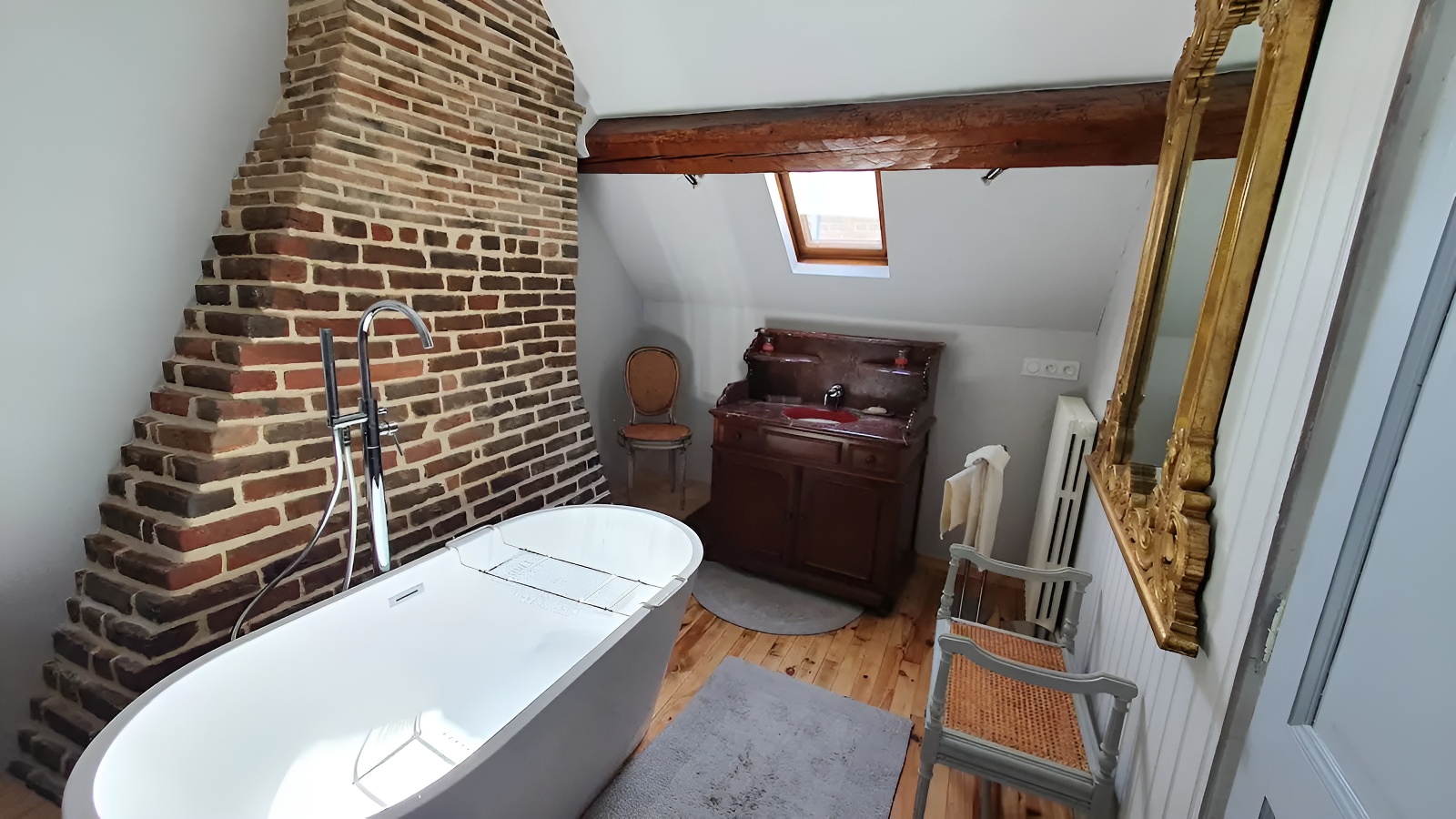 La Cour de l'Eglise - Chez Brigitte Le Chippey — photo 2