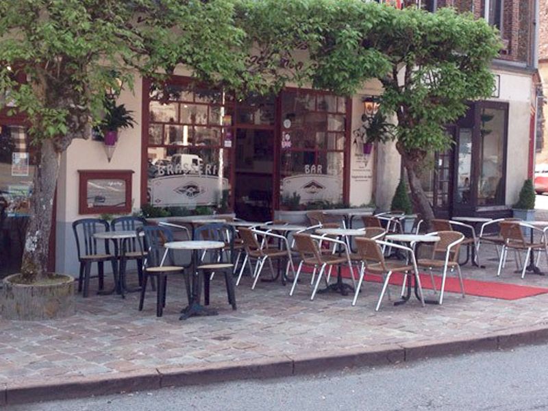 Le-Cafe-du-Commerce-Longny