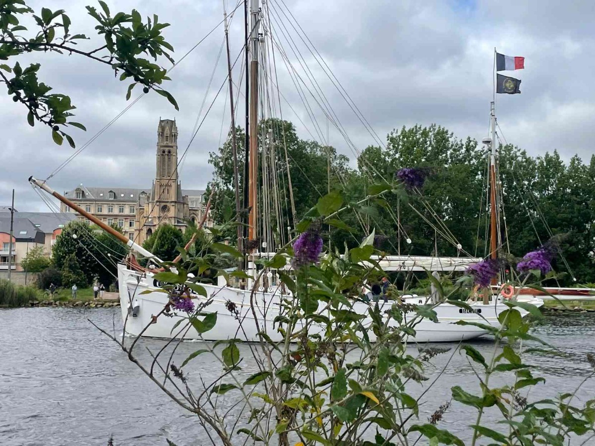 Balade sur le canal Presqu’île avec les Vedettes Caennaises, Caen - photo 4