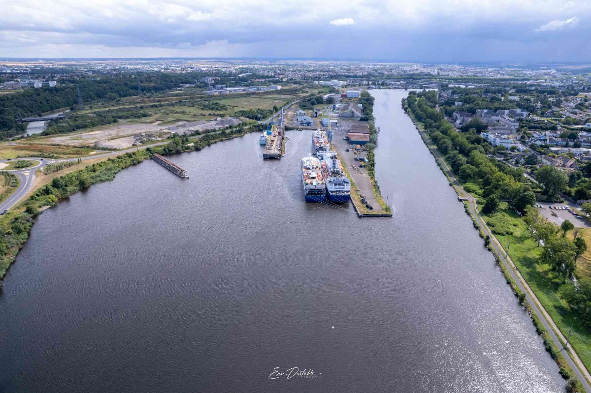 Balade sur le canal Presqu’île avec les Vedettes Caennaises, Caen - photo 3