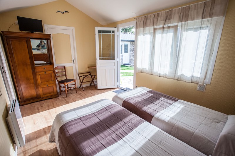 Hôtel Les 13 Assiettes, Le Val-Saint-Père - photo 2