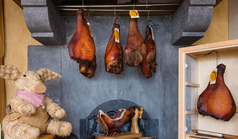Lessay_Les Jambons de Lessay_magasin-jambon-de-lessay1 Lessay_Les Jambons de Lessay_magasin-jambon-de-lessay1
