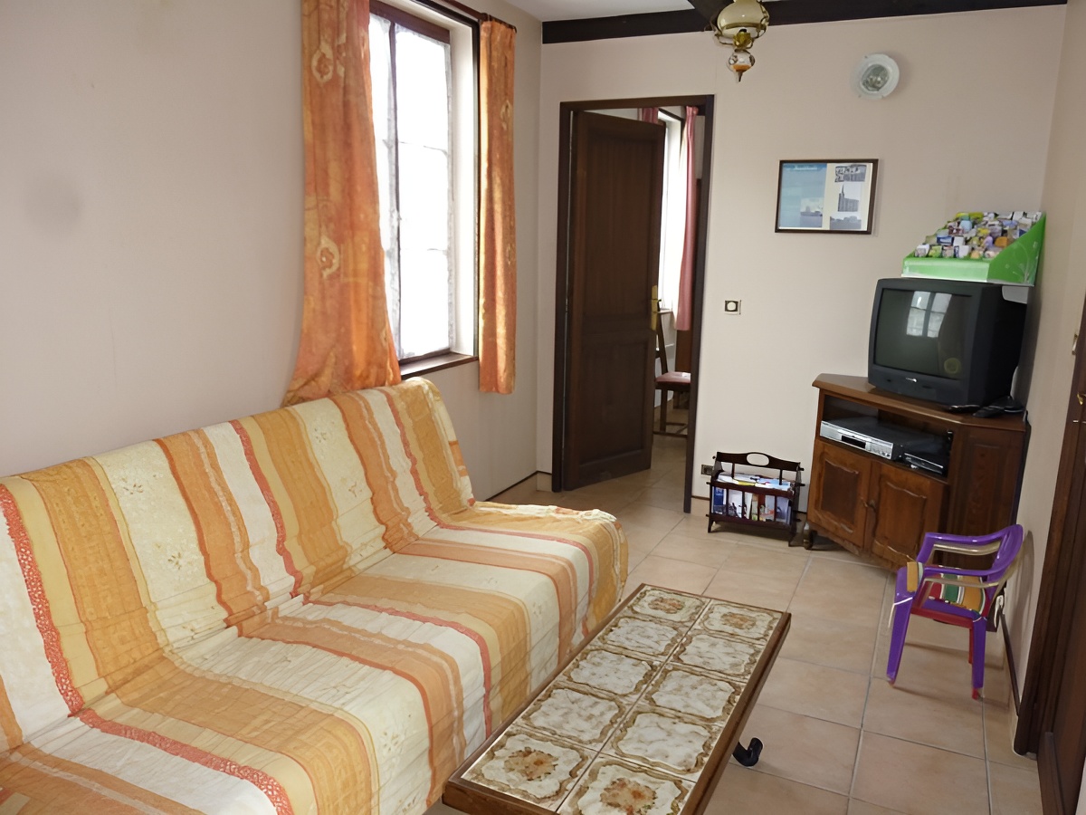 M. Vimare, Annebault