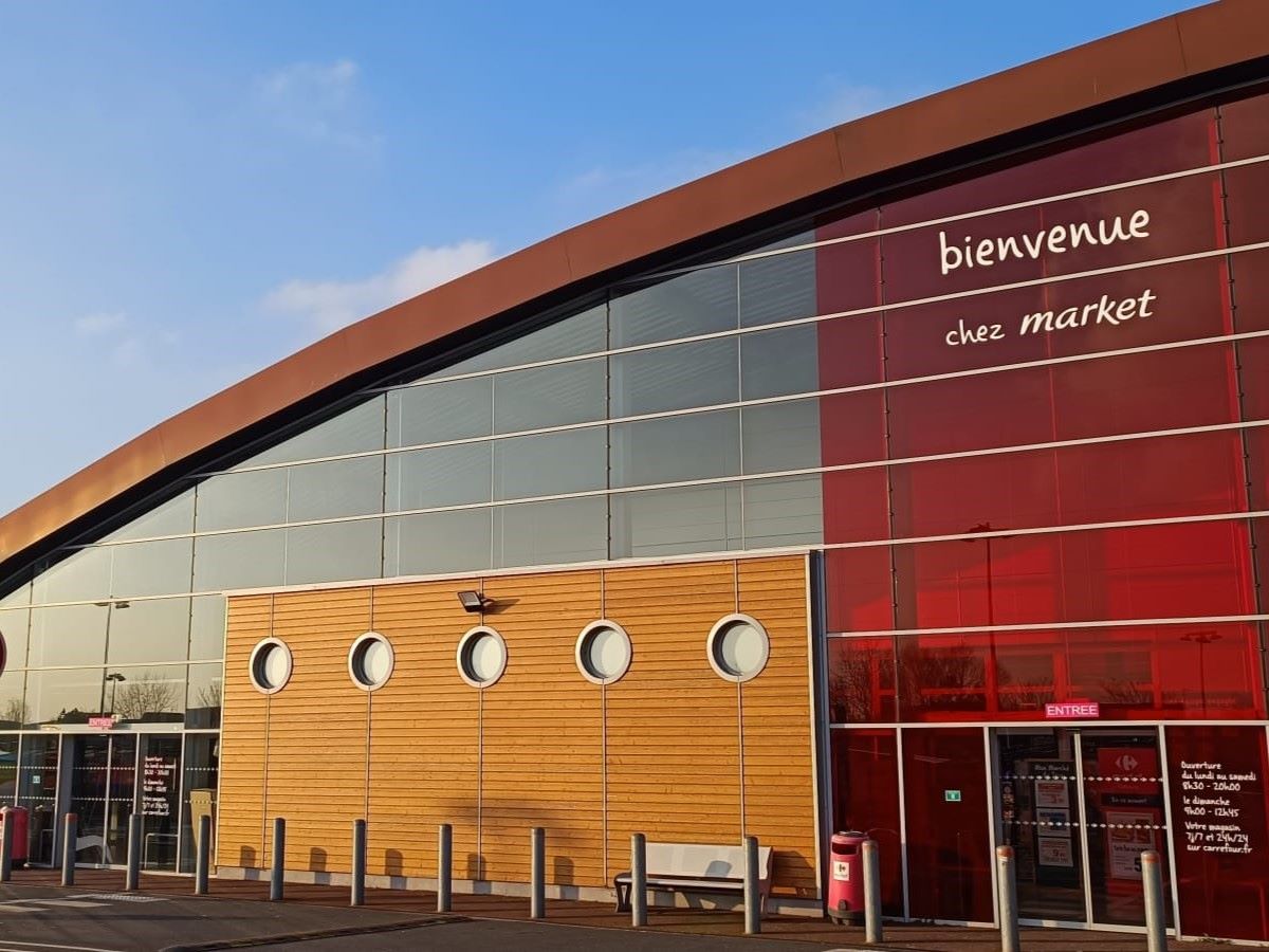 Stationnement camping-cars (Carrefour Market), Cabourg