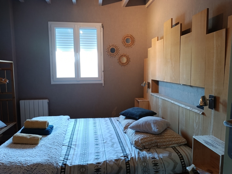 Chambre chez l'habitant > Maison avec balcon — photo 3