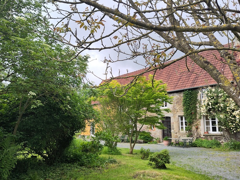 Chambre d'hôtes > Chez Marie Roulotte, Tessy-Bocage - photo 3