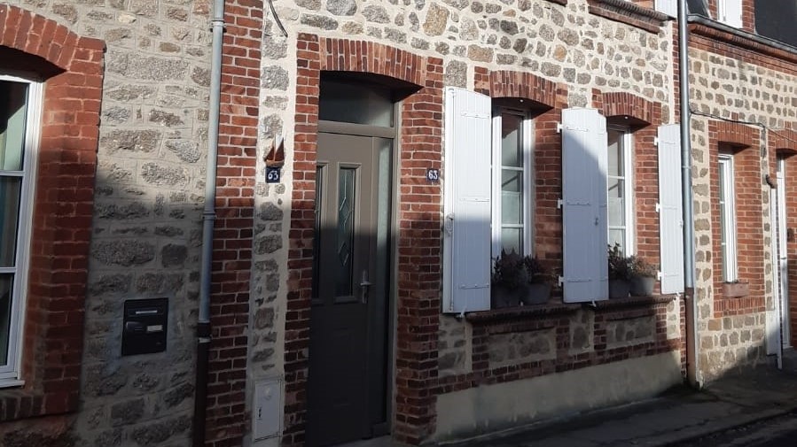 Meublé de tourisme > Maison de Ville