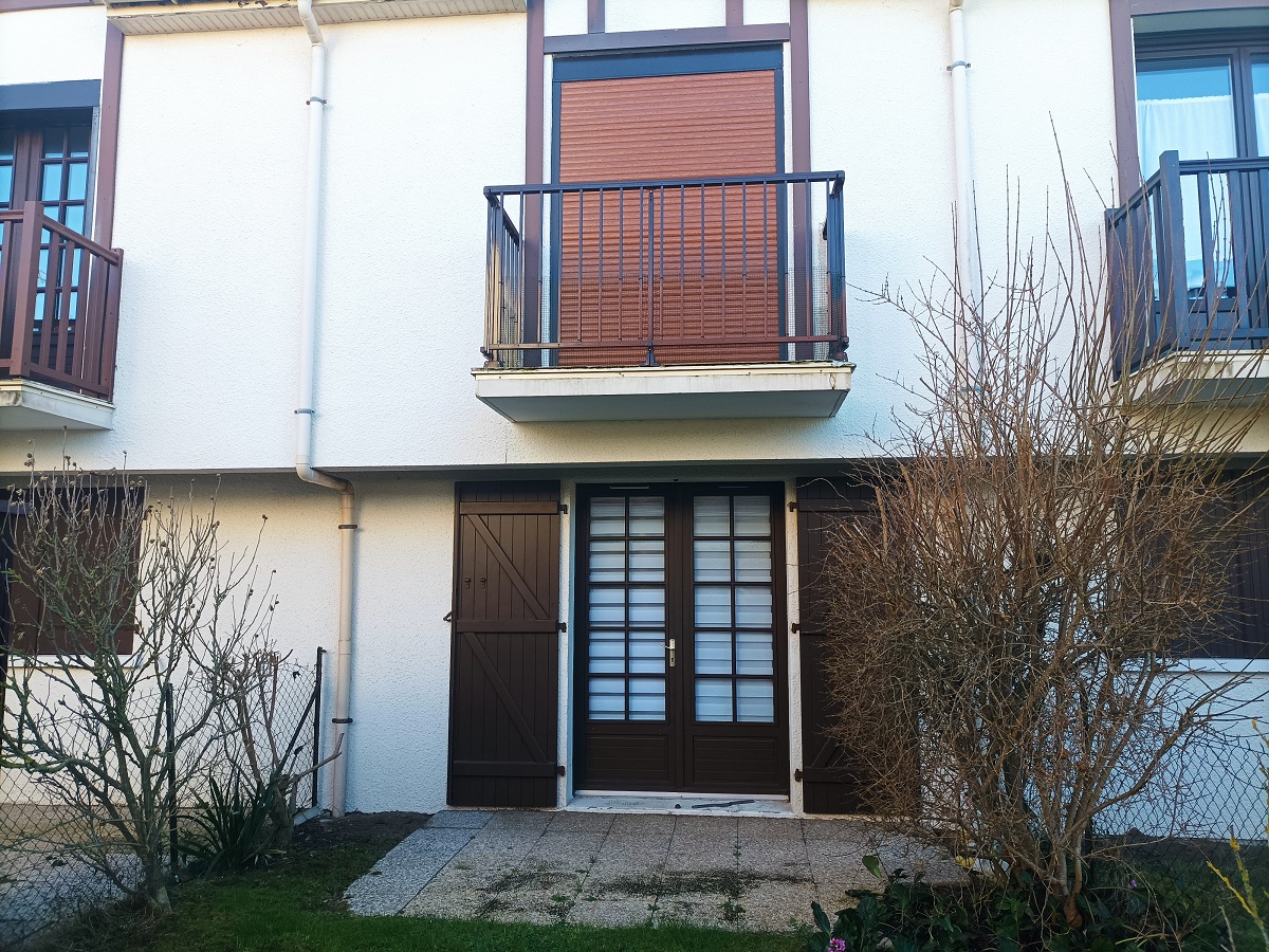 Mme Michaud - Courseulles-sur-Mer, Courseulles-sur-Mer