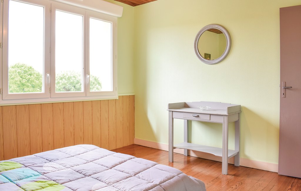 Meublé de tourisme > La Petite Poterie, Montsenelle