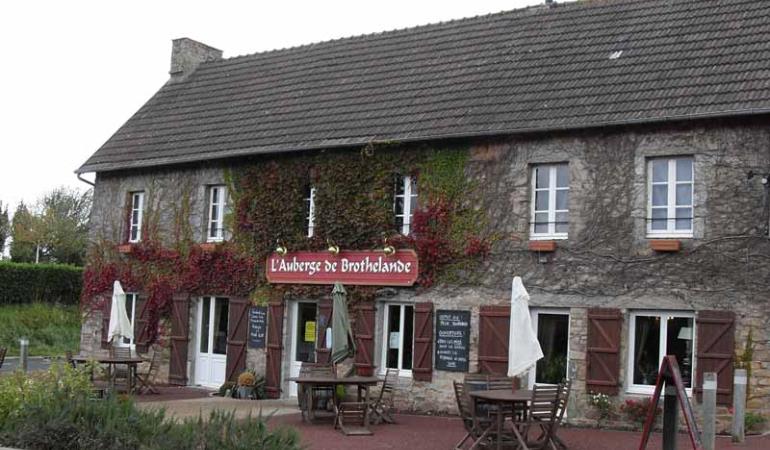 Nicorps_Auberge de Brothelande_extérieur Nicorps_Auberge de Brothelande_extérieur