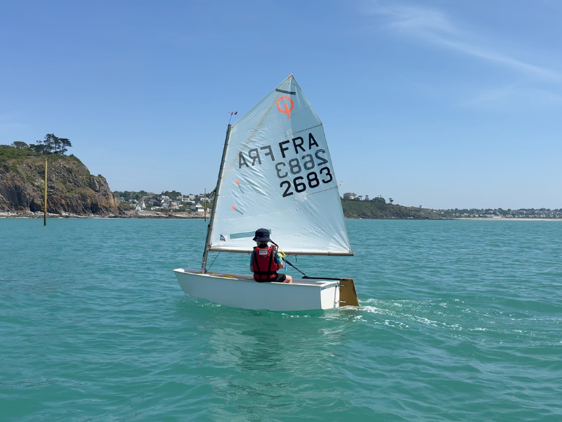 8 Milles Nautic > optimist