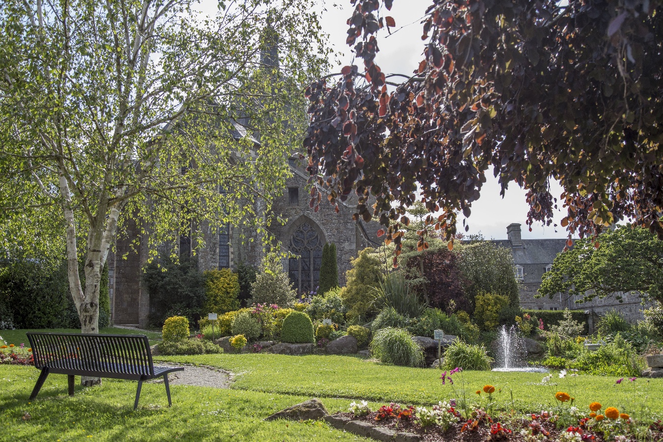 Abbaye de Saint-Sever-Calvados, Noues de Sienne
