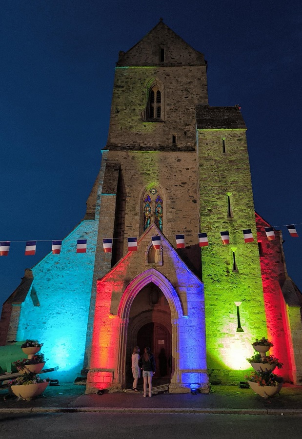 Eglise Saint-Laurent, Saint-Sauveur-Villages